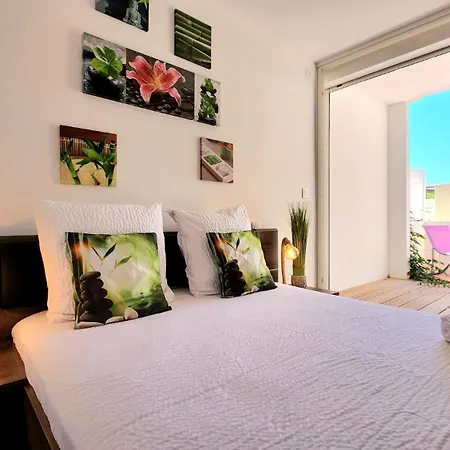 --grui'zen-- Apartment